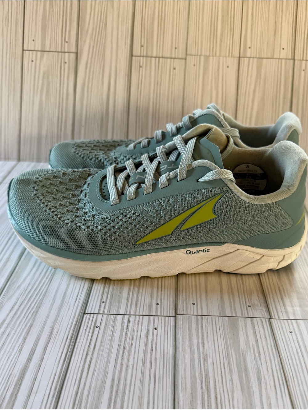 Altra Shoes Women’s Sz 7.5 Torin 4.5 Foot shape Knit Green Running Sneakers Walk - Picture 6 of 12